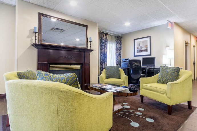 Imagen de los interiores del Hotel Hampton Inn Richmond. Foto 20