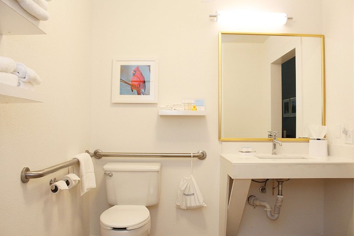 Imagen de la habitación del Hotel Hampton Inn Richmond. Foto 13