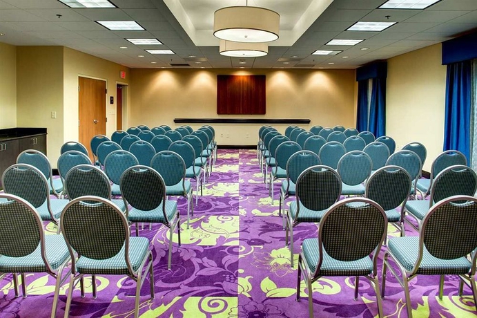 Imagen de los interiores del Hotel Hampton Inn Richmond - South. Foto 13