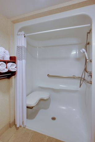Imagen de la piscina del Hotel Hampton Inn Richmond West Innsbrook. Foto 16