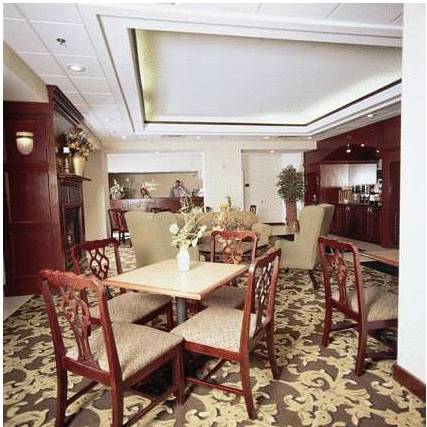 Imagen general del Hotel Hampton Inn Richmond-sw Hull Street. Foto 1