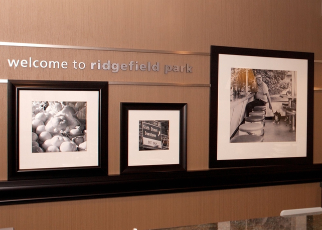 Imagen de los interiores del Hotel Hampton Inn Ridgefield Park. Foto 13