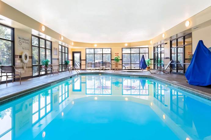 Imagen de la piscina del Hotel Hampton Inn Ringgold-ft. Oglethorpe. Foto 20