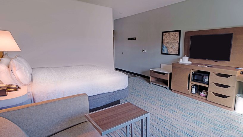 Imagen de la habitación del Hotel Hampton Inn Riverside Downtown. Foto 3