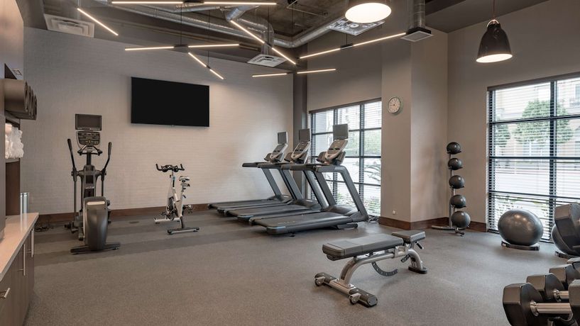 Imagen de los interiores del Hotel Hampton Inn Riverside Downtown. Foto 15
