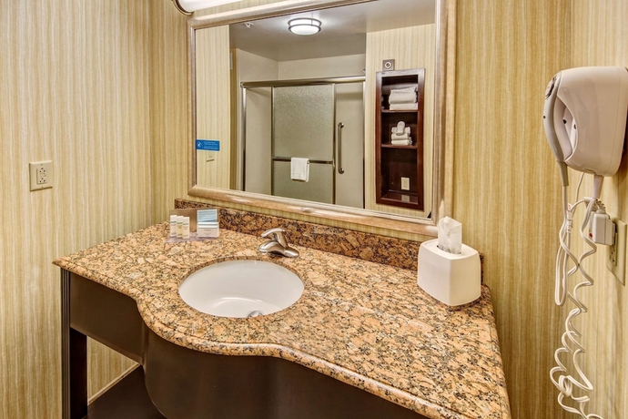 Imagen de la habitación del Hotel Hampton Inn Rochester Irondequoit. Foto 11