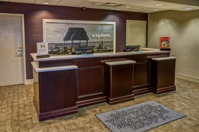 Imagen de los interiores del Hotel Hampton Inn Rochester Irondequoit. Foto 18