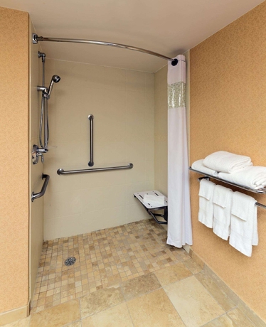 Imagen de la habitación del Hotel Hampton Inn Rockford. Foto 15