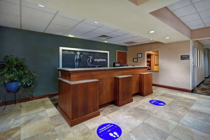 Imagen de los interiores del Hotel Hampton Inn Rutland. Foto 17