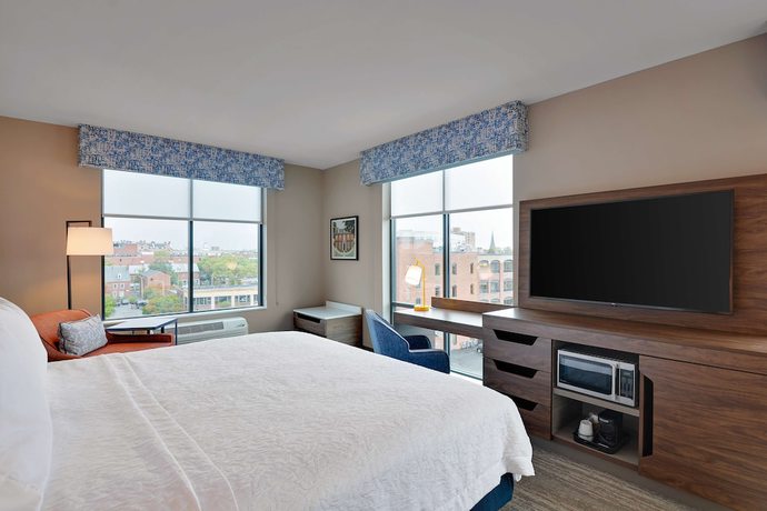 Imagen de la habitación del Hotel Hampton Inn Salem Boston. Foto 8
