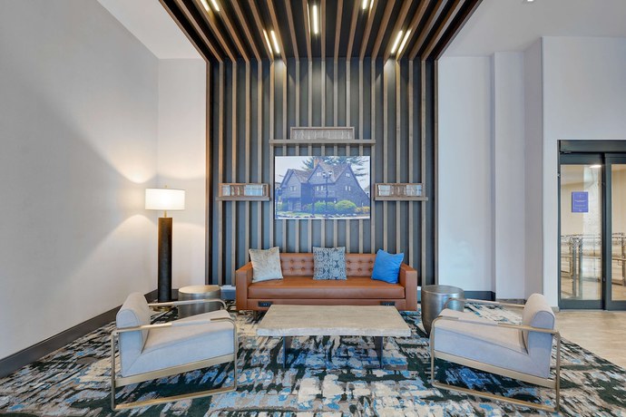 Imagen de los interiores del Hotel Hampton Inn Salem Boston. Foto 18