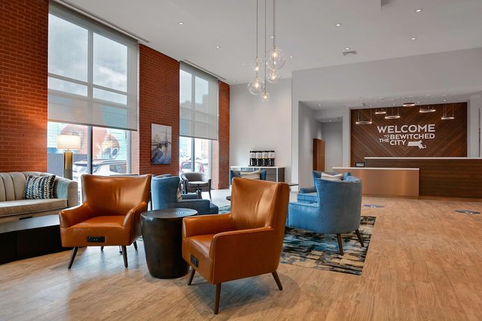 Imagen de los interiores del Hotel Hampton Inn Salem Boston. Foto 19