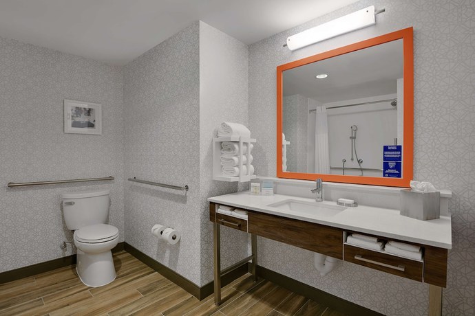 Imagen de la habitación del Hotel Hampton Inn Salem Boston. Foto 14