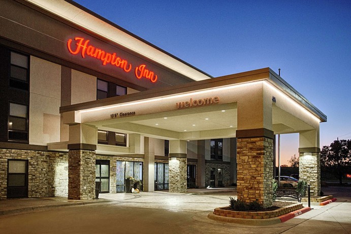 Imagen general del Hotel Hampton Inn Salina. Foto 1