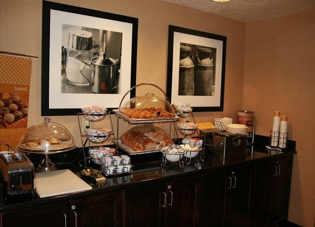 Imagen del bar/restaurante del Hotel Hampton Inn Salt Lake City - Murray. Foto 3