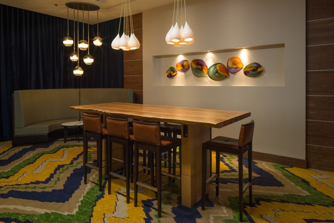 Imagen del bar/restaurante del Hotel Hampton Inn San Francisco Downtown/convention Center. Foto 5