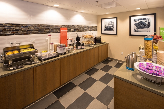 Imagen del bar/restaurante del Hotel Hampton Inn San Francisco Downtown/convention Center. Foto 6