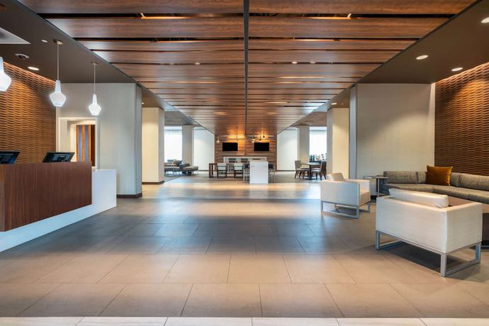 Imagen de los interiores del Hotel Hampton Inn San Jose Cherry Ave. Foto 18