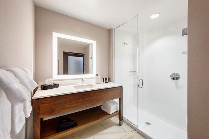 Imagen de la habitación del Hotel Hampton Inn San Jose Cherry Ave. Foto 13