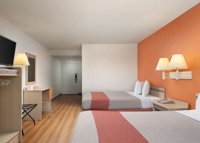 Imagen de la habitación del Hotel Hampton Inn San Simeon Cambria. Foto 12