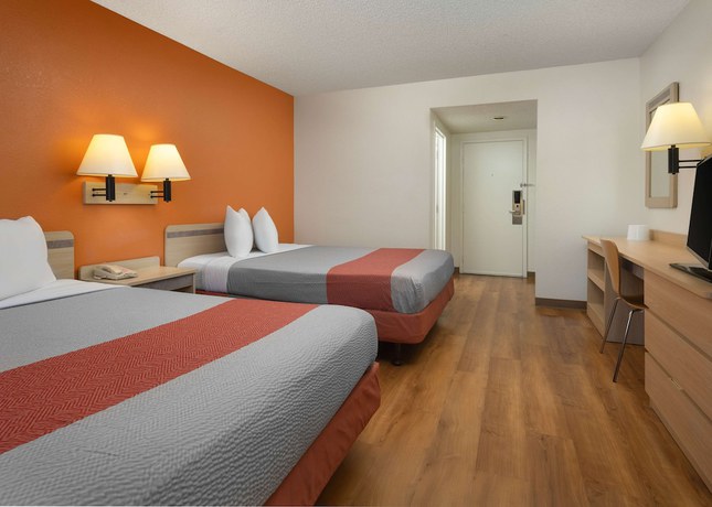 Imagen de la habitación del Hotel Hampton Inn San Simeon Cambria. Foto 13