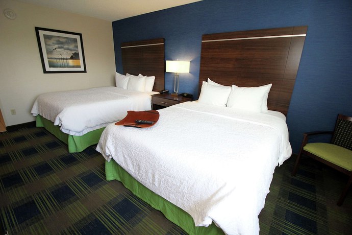 Imagen de la habitación del Hotel Hampton Inn Sandusky-Central. Foto 10