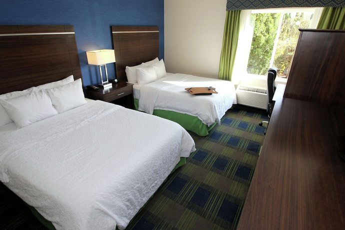 Imagen de la habitación del Hotel Hampton Inn Sandusky-Central. Foto 13