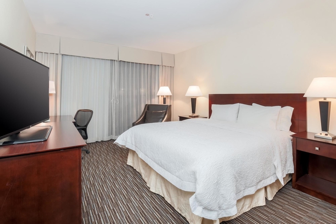 Imagen de la habitación del Hotel Hampton Inn Santa Barbara/goleta. Foto 13