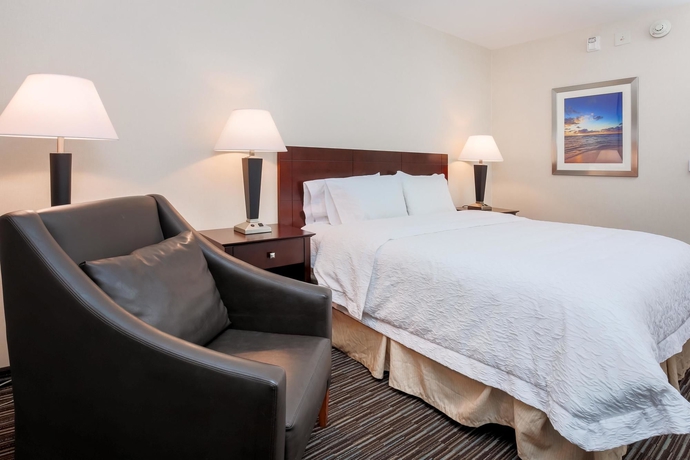 Imagen de la habitación del Hotel Hampton Inn Santa Barbara/goleta. Foto 15