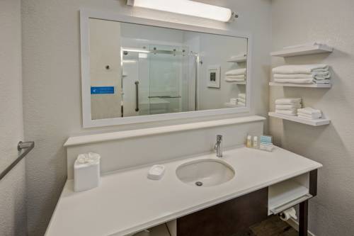 Imagen de la habitación del Hotel Hampton Inn Savannah-i-95-north. Foto 3