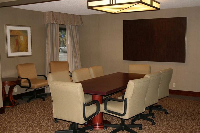 Imagen de los interiores del Hotel Hampton Inn Seattle-airport. Foto 8