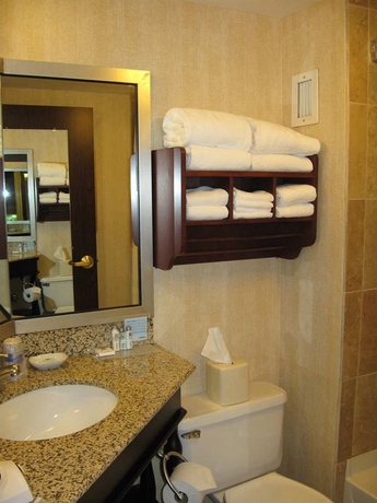 Imagen de la habitación del Hotel Hampton Inn Seattle-airport. Foto 2
