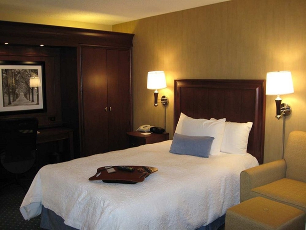Imagen de la habitación del Hotel Hampton Inn Seattle-airport. Foto 3