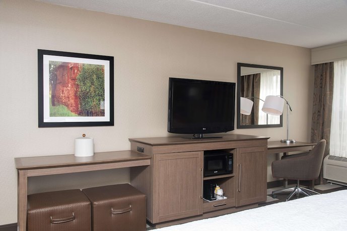 Imagen de la habitación del Hotel Hampton Inn Seymour. Foto 10