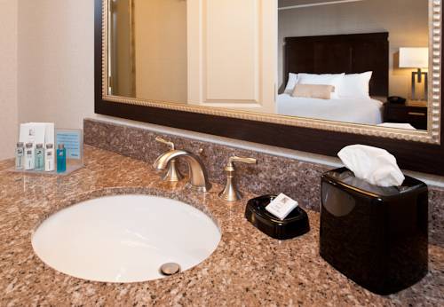 Imagen de la habitación del Hotel Hampton Inn Shelton. Foto 10