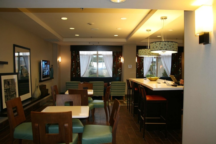 Imagen de los interiores del Hotel Hampton Inn Shreveport-airport. Foto 13