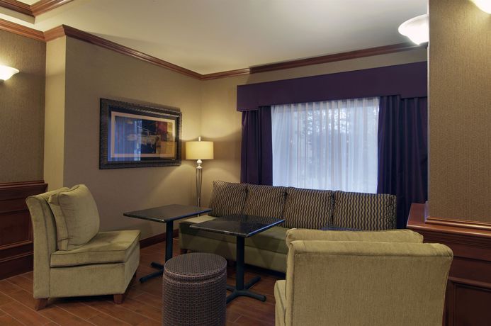 Imagen del bar/restaurante del Hotel Hampton Inn Siloam Springs. Foto 2