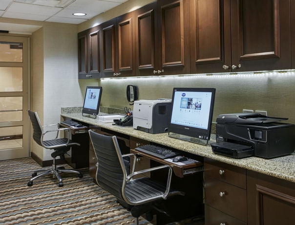 Imagen de los interiores del Hotel Hampton Inn Silver Spring. Foto 7