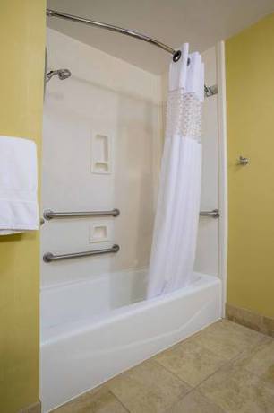 Imagen de la habitación del Hotel Hampton Inn Somerset, Somerset. Foto 10