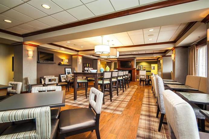 Imagen de los interiores del Hotel Hampton Inn South Kingstown - Newport Area. Foto 13