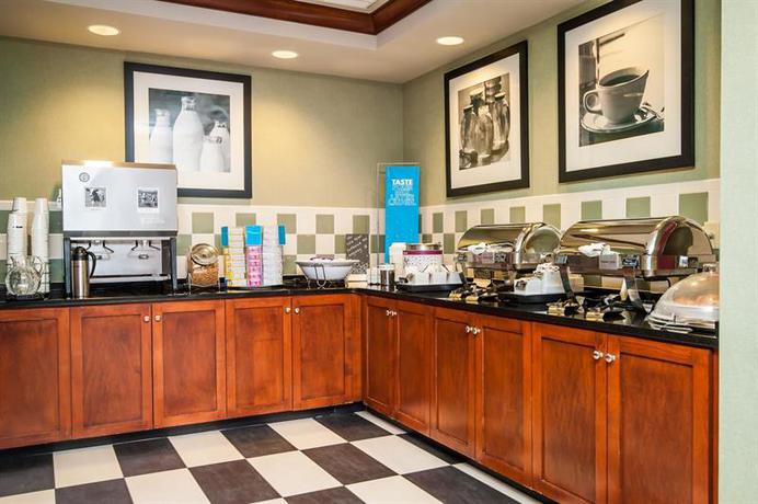 Imagen de los interiores del Hotel Hampton Inn South Kingstown - Newport Area. Foto 15
