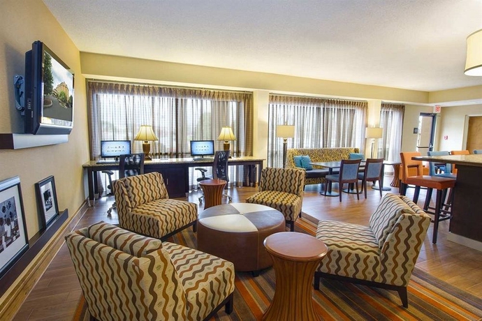 Imagen de los interiores del Hotel Hampton Inn Southlake. Foto 14