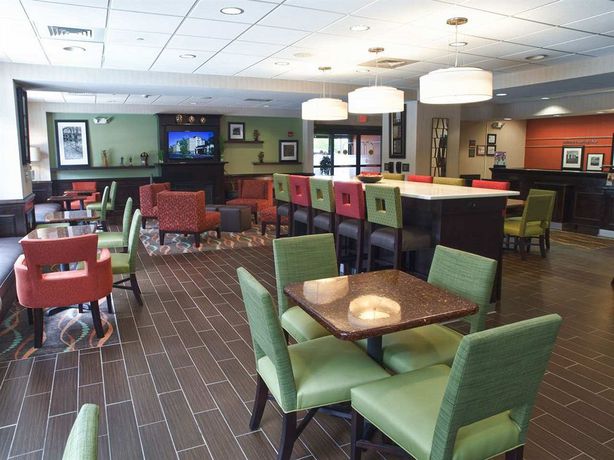 Imagen de la habitación del Hotel Hampton Inn Spring Lake Fayetteville. Foto 6