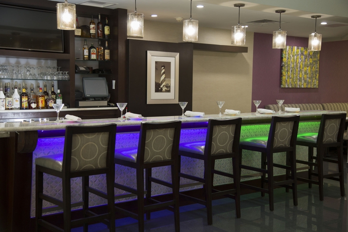 Imagen del bar/restaurante del Hotel Hampton Inn St Augustine Downtown Historic Distric. Foto 2