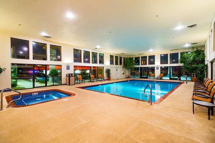 Imagen de la piscina del Hotel Hampton Inn St George. Foto 11