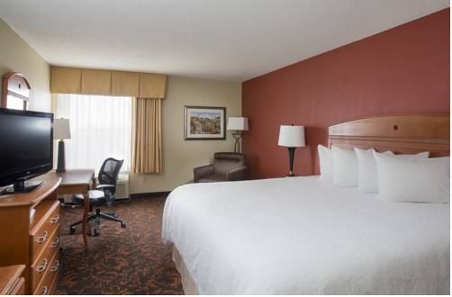 Imagen de la habitación del Hotel Hampton Inn St. Joseph. Foto 3