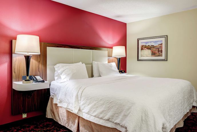 Imagen de la habitación del Hotel Hampton Inn St. Joseph. Foto 12