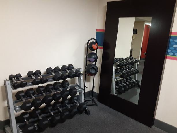 Imagen de los interiores del Hotel Hampton Inn St. Louis/Westport. Foto 20