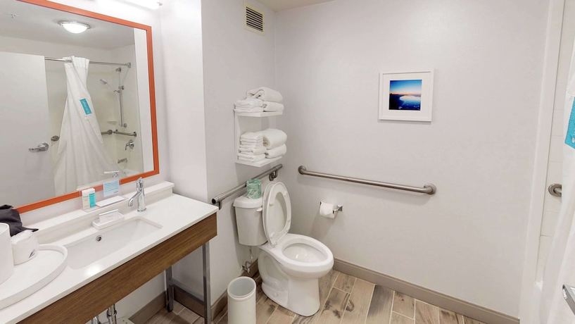 Imagen de la habitación del Hotel Hampton Inn St. Simons Island. Foto 2