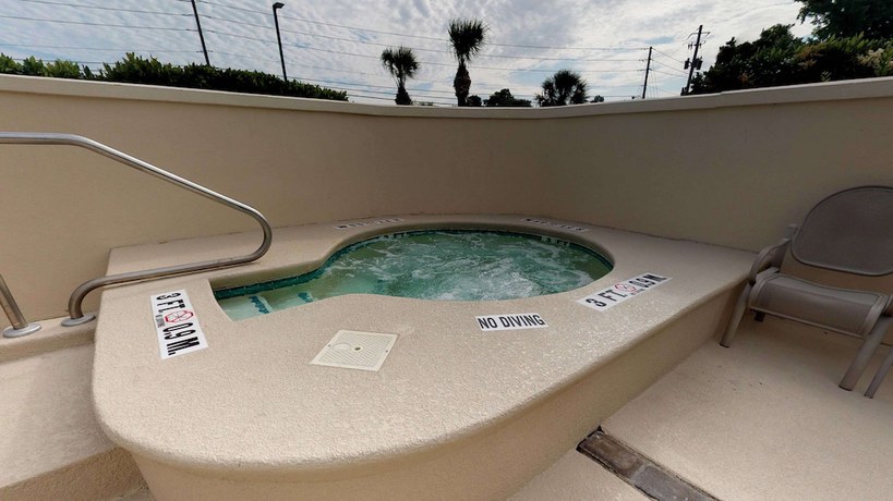 Imagen de la piscina del Hotel Hampton Inn St. Simons Island. Foto 19